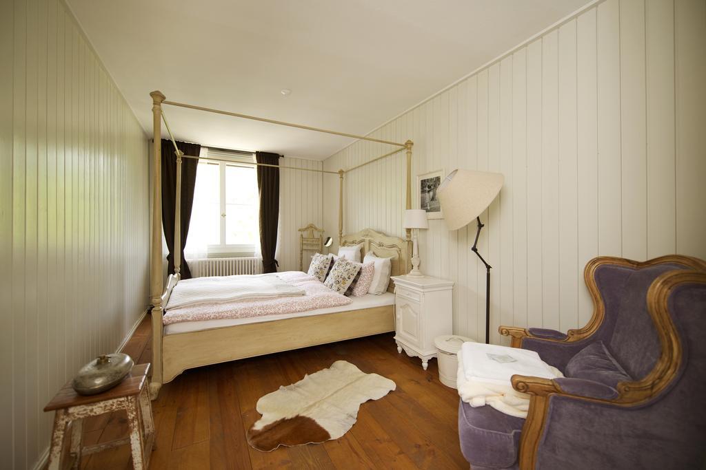 B&B Langenberg Langnau am Albis Szoba fotó